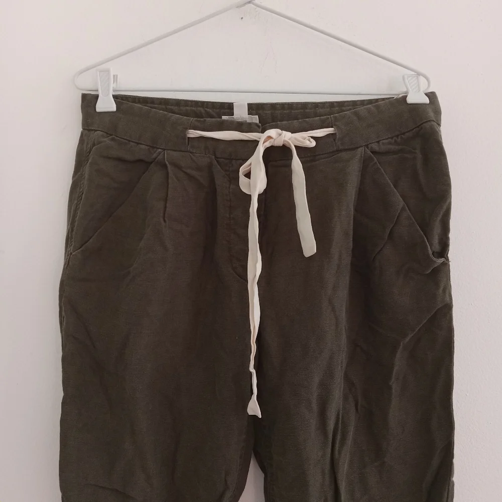 Wilfred Aritzia Linen Blend Olive Green Cropped Pants